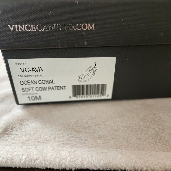 Vince Camuto Coral Platform Peep Toe Pumps - Picture 3 of 4